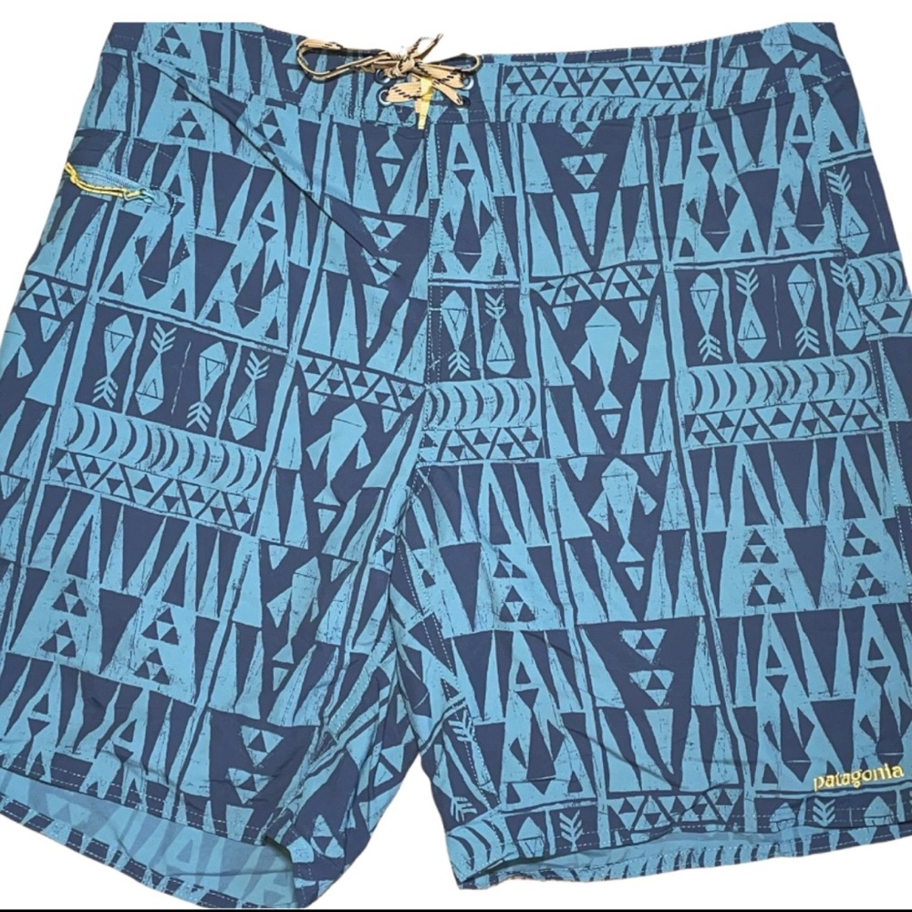 Patagonia Men’s Swimming Trunks Size 34
